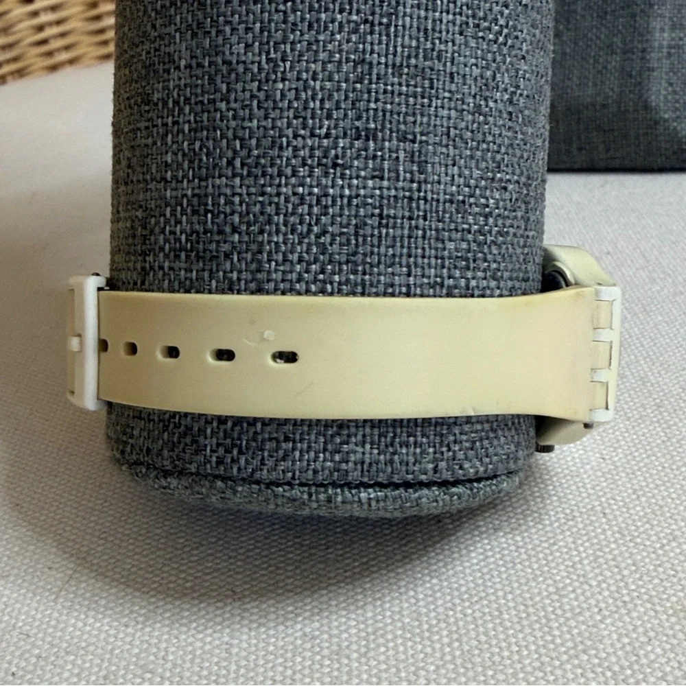 Vintage Raspberry Swatch Watch from the 1980’s New Battery